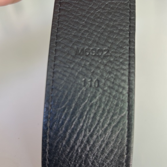 Authentic Louis Vuitton 110cm belt. - Picture 7 of 8